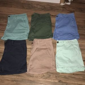 6 Pairs of AE Midi Twill shorts